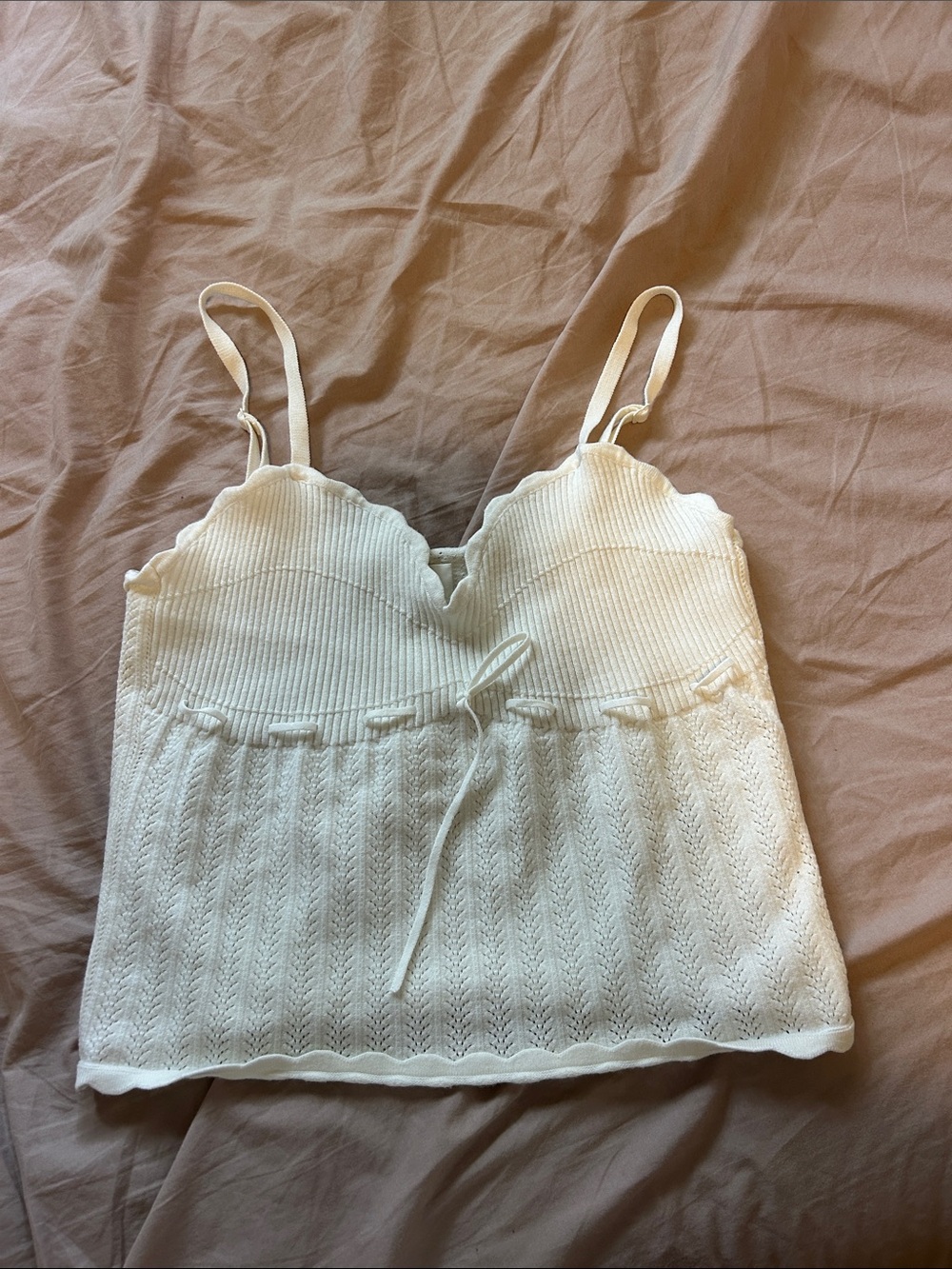 Aritzia Cream Scalloped Knit Cami Crop Top